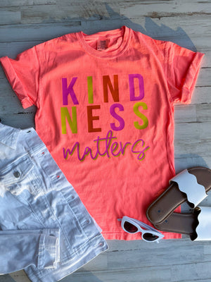 Kindness Matters (Comfort Colors)